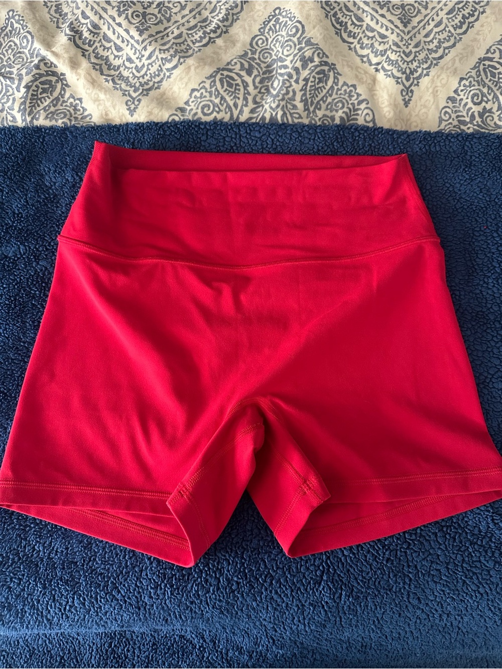 Women’s High-Waist Active Shorts in Bright Red 4” inseam